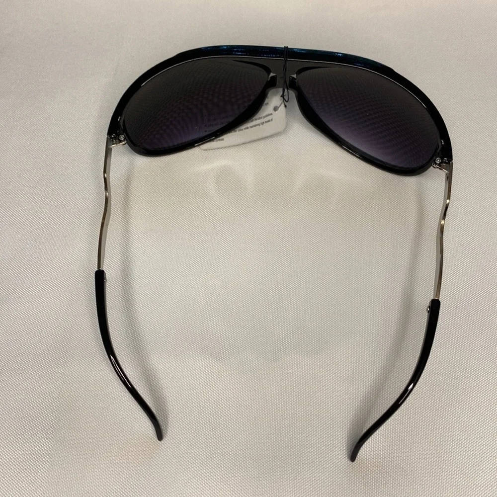 Fashion Sunglasses Black and Silver - Picture 3 of 4